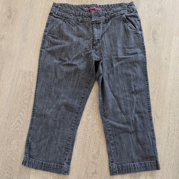 Vintage Grey Denim Capris - Picture 1 of 3